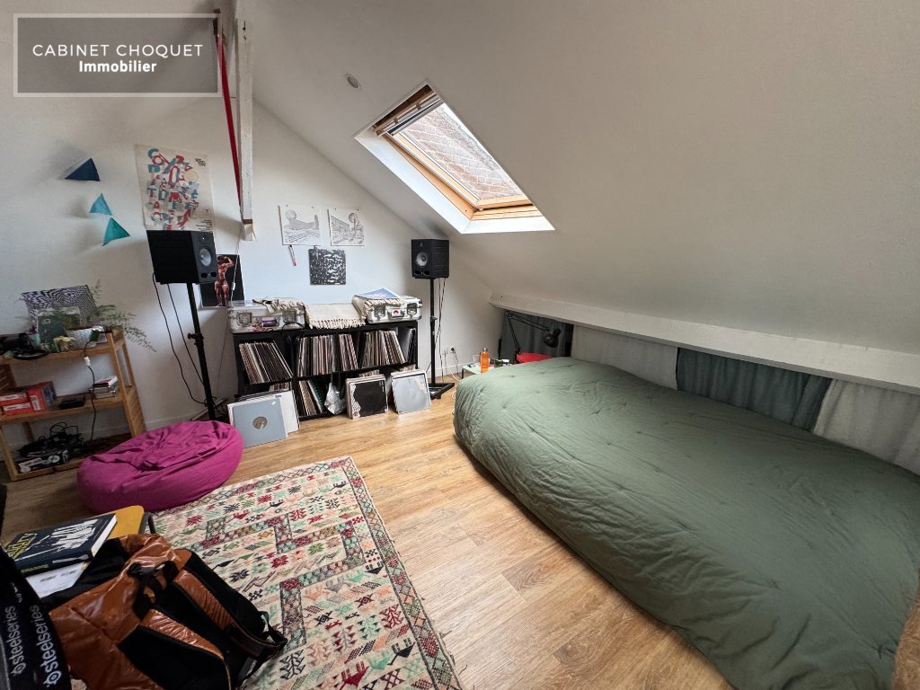 LILLE - MAIRIE DE FIVES - PROX RUE PIERRE LEGRAND- METROS FIVES - FACILITES GRANDS AXES - IDEAL COLOCATION -F3 DUPLEX - Disponible � partir du 02 mars