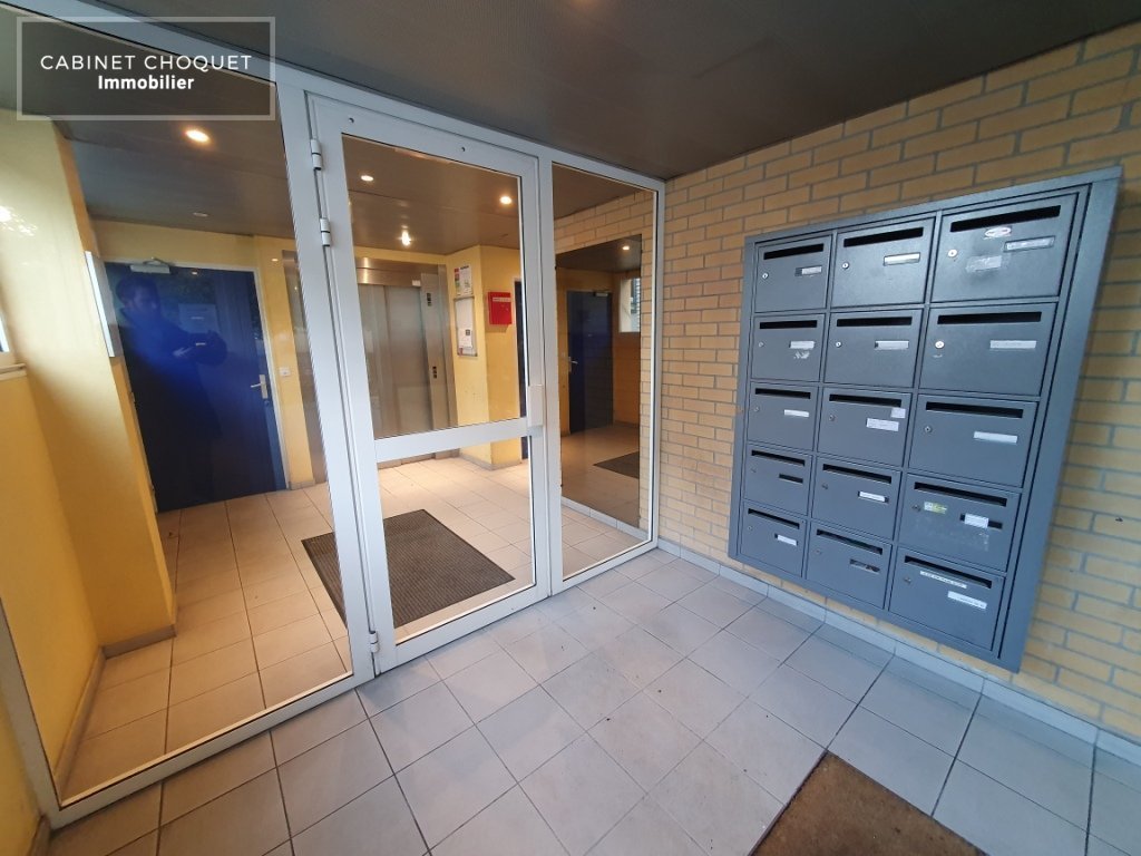 LILLE - CENTRE - GAMBETTA - THEATRE SEBASTOPOL - ENTRE METROS GAMBETTA & REPUBLIQUE - F3 BIS AVEC GARAGE - Disponible de suite