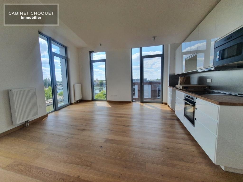 LILLE LIMITE LOMME -  PROX EURATECHNOLOGIE - METRO BOIS BLANC & CANTELEU - F3 BIS AVEC TOIT TERRASSE ET 2 PARKINGS - Disponible à partir du 31 août