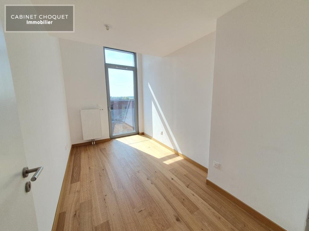 LILLE LIMITE LOMME -  PROX EURATECHNOLOGIE - METRO BOIS BLANC & CANTELEU - F3 BIS AVEC TOIT TERRASSE ET 2 PARKINGS - Disponible à partir du 31 août