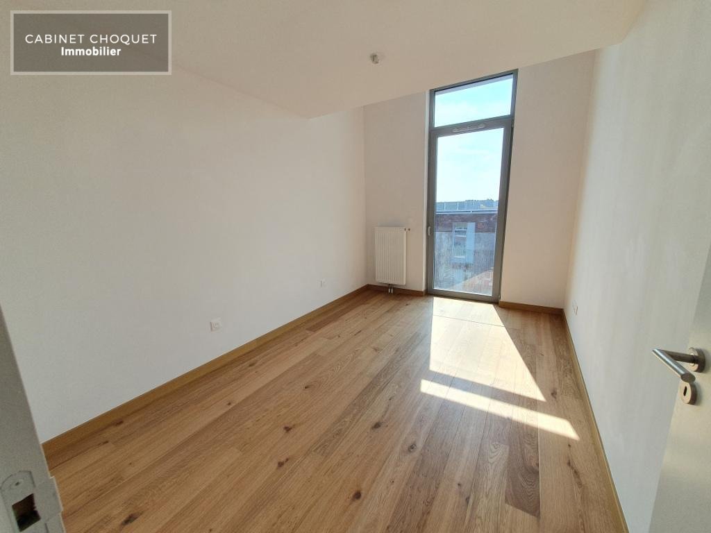 LILLE LIMITE LOMME -  PROX EURATECHNOLOGIE - METRO BOIS BLANC & CANTELEU - F3 BIS AVEC TOIT TERRASSE ET 2 PARKINGS - Disponible à partir du 31 août