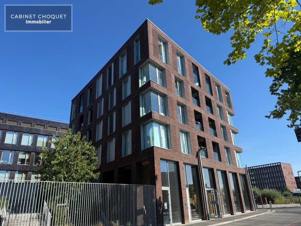 LILLE LIMITE LOMME -  PROX EURATECHNOLOGIE - METRO BOIS BLANC & CANTELEU - F3 BIS AVEC TOIT TERRASSE ET 2 PARKINGS - Disponible à partir du 31 août