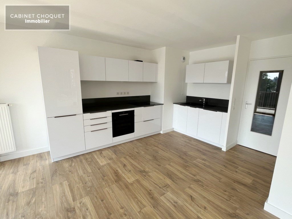 SAINT ANDRE - BORD DE DEULE - PROX HALL U NEED - FACILITE GRANDS AXES - F3 AVEC GRAND BALCON ET PARKING - Disponible à partir du 06 juillet