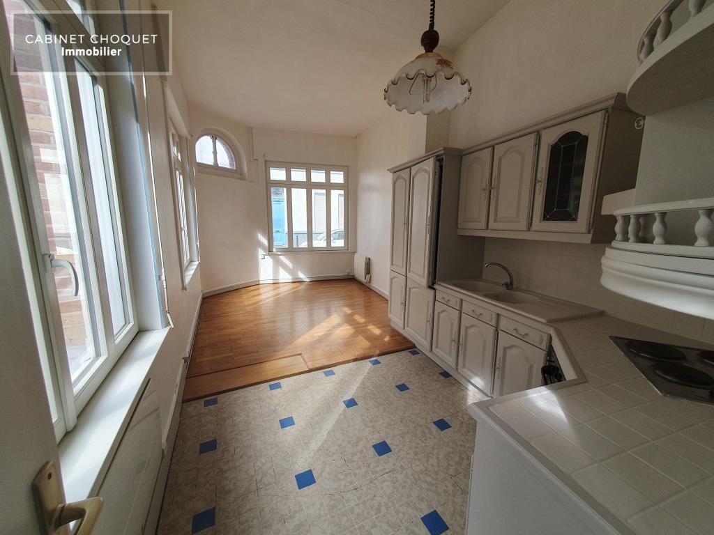 LILLE - CENTRE - GAMBETTA - ENTRE METROS GAMBETTA & R�PUBLIQUE - MAISON VILLE R�NOV�E TYPE 3 BIS EN TRIPLEX - IDEAL COLOCATION - Disponible rapidement