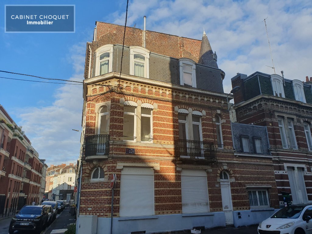 LILLE - CENTRE - GAMBETTA - ENTRE METROS GAMBETTA & R�PUBLIQUE - MAISON VILLE R�NOV�E TYPE 3 BIS EN TRIPLEX - IDEAL COLOCATION - Disponible rapidement