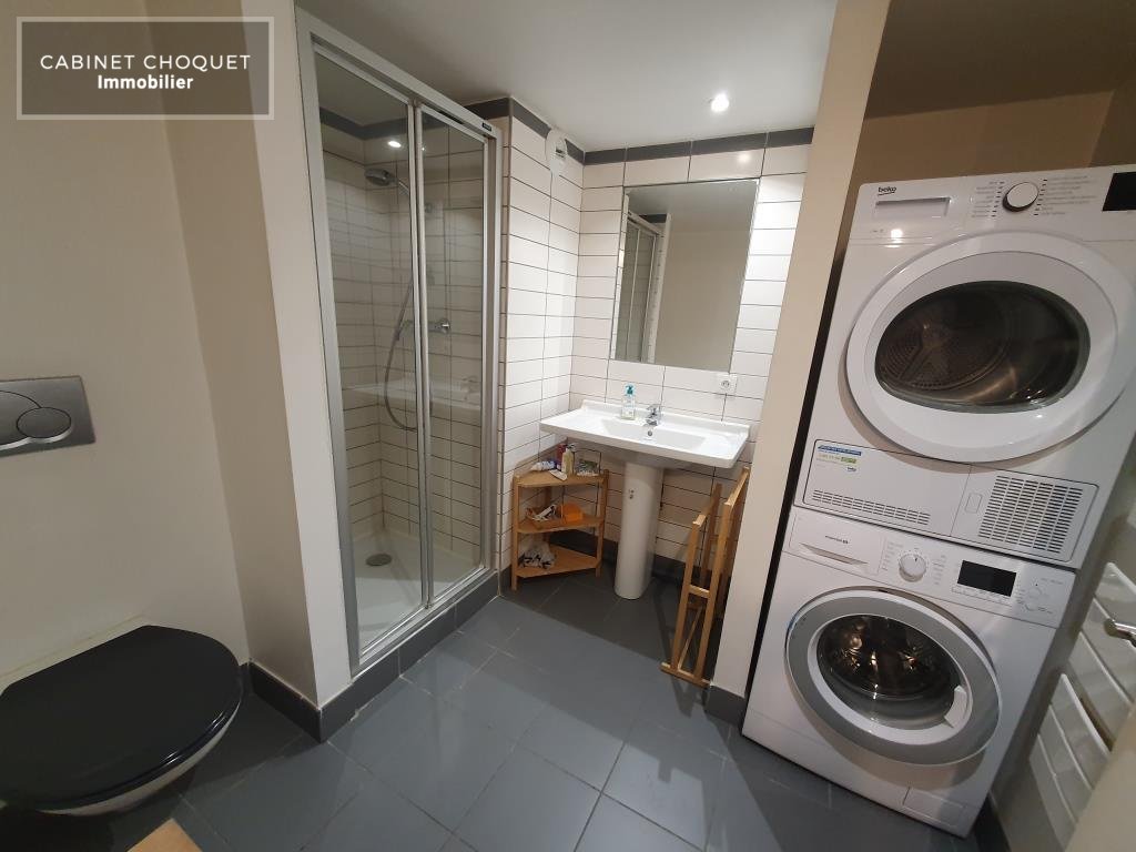 LILLE - VIEUX LILLE - RUE ROYALE - PROX PLACE DE ST ANDRE - GRAND F4 DE STANDING EN TRIPLEX AVEC TERRASSE, PARKING & CAVE - Disponible de suite