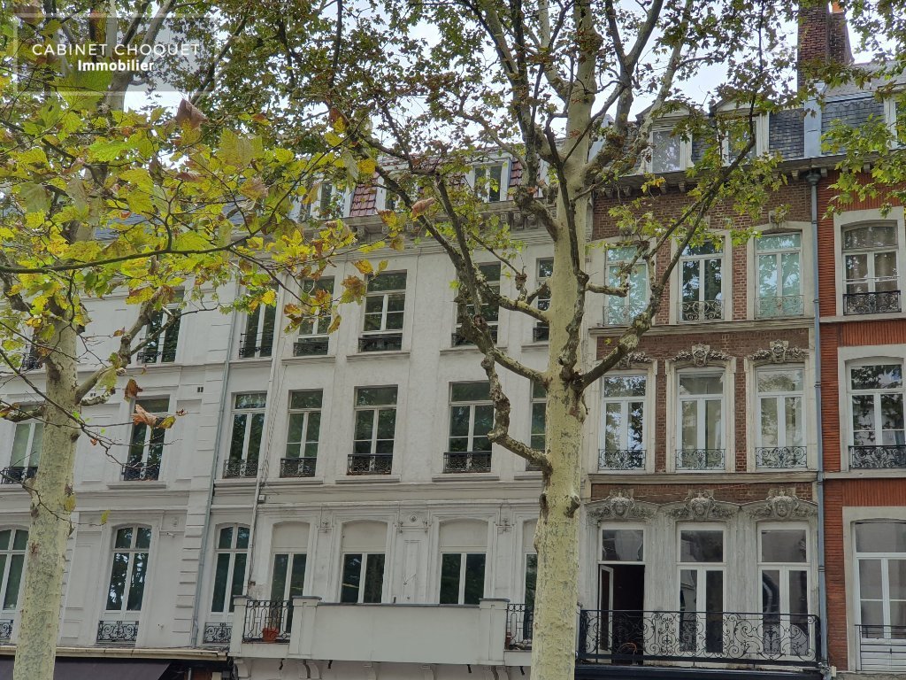 LILLE - CENTRE - REPUBLIQUE - RUE NICOLAS LEBLANC - METRO RIHOUR & REPUBLIQUE - PROCHE RUE NATIONALE - F4 NON MEUBLE AVEC CAVE  - Disponible de suite