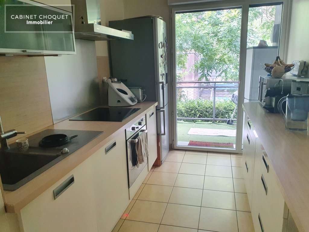 F4 AVEC 2 GRANDS BALCONS ET PARKING A VENDRE - LILLE BOIS HABITE - 85 m2 - 276500€